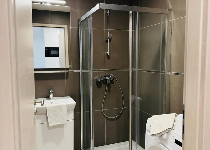 Casa Romana 3 *